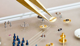 南通江诗丹顿指定维修门店打开表壳